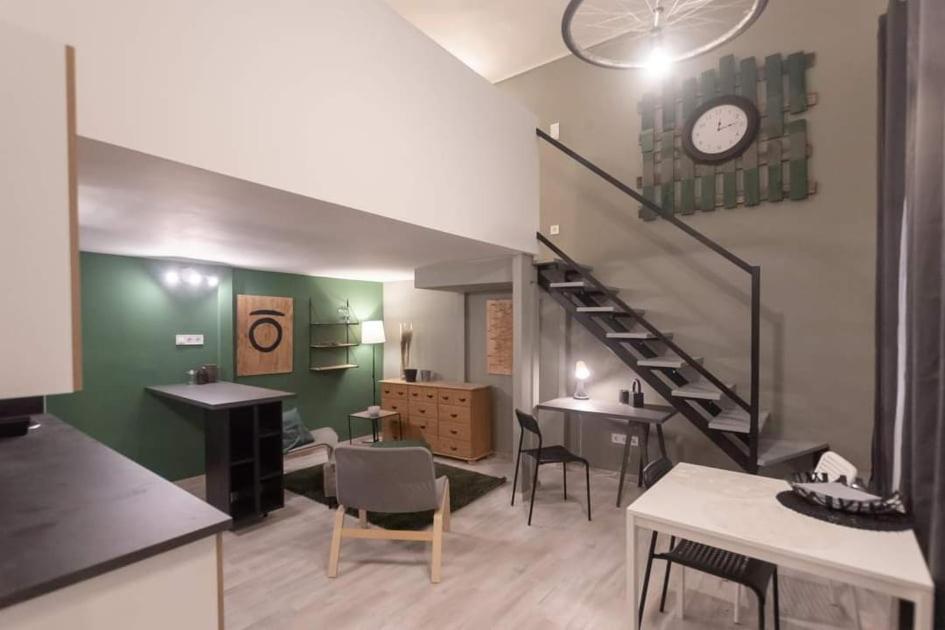 Central Stay Gozsdu Budapest Exterior photo
